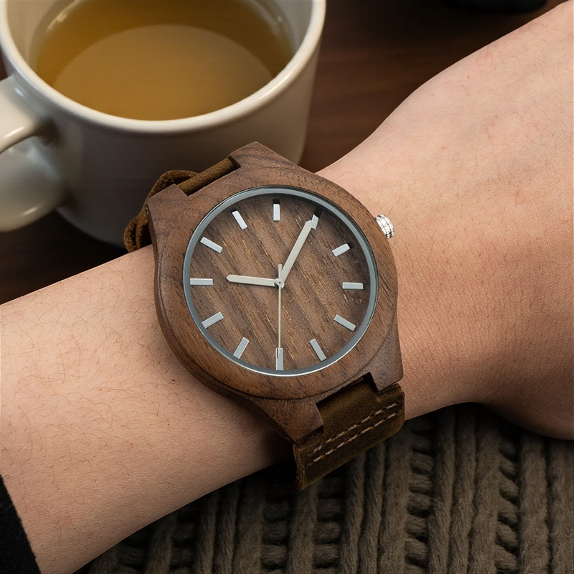 Hoku | Walnut