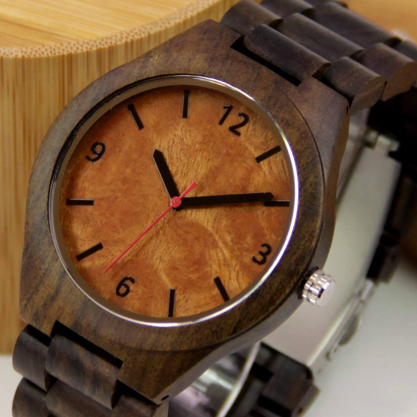 Tua III | Ebony Wood - Tree Ticker