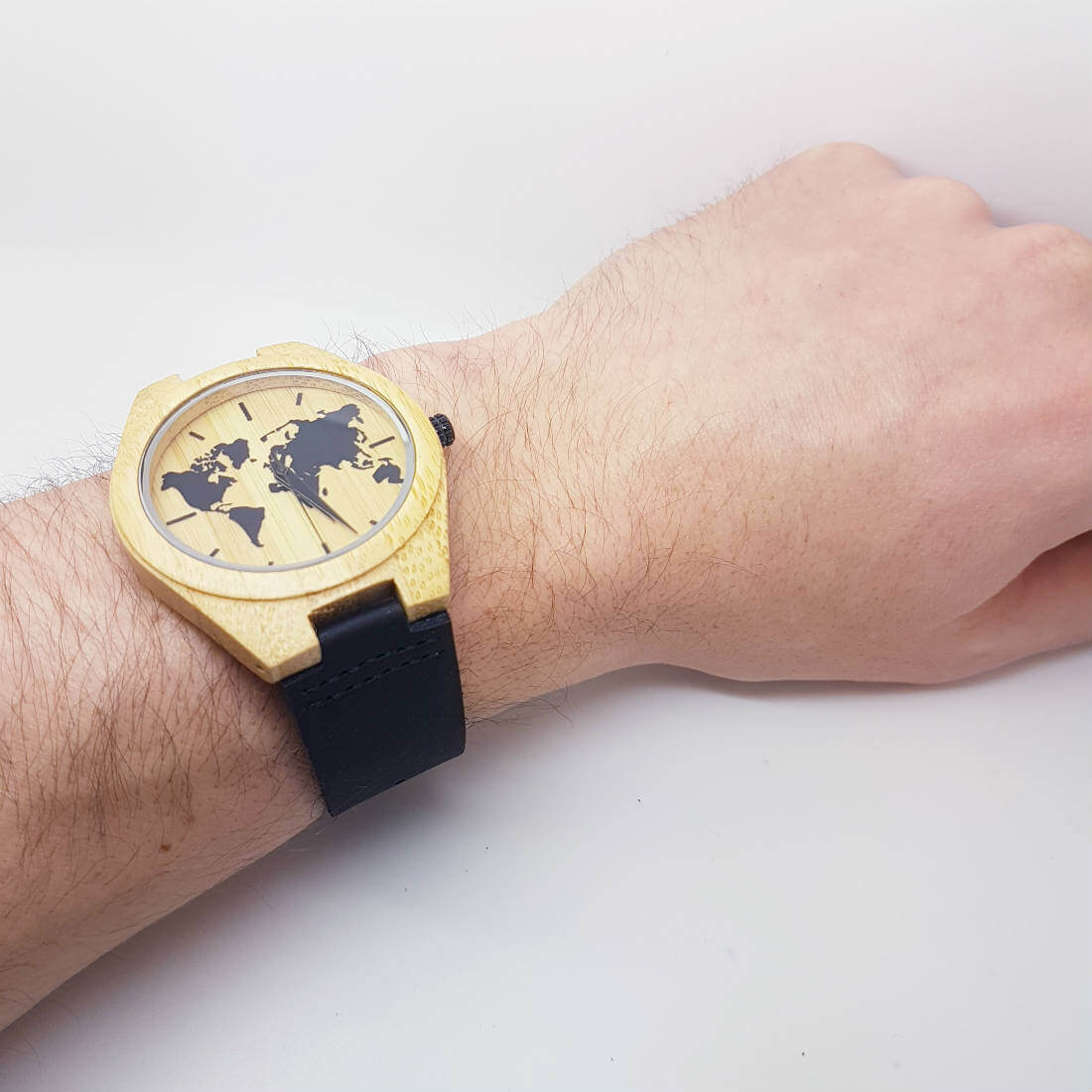 Globe | Bamboo - Tree Ticker